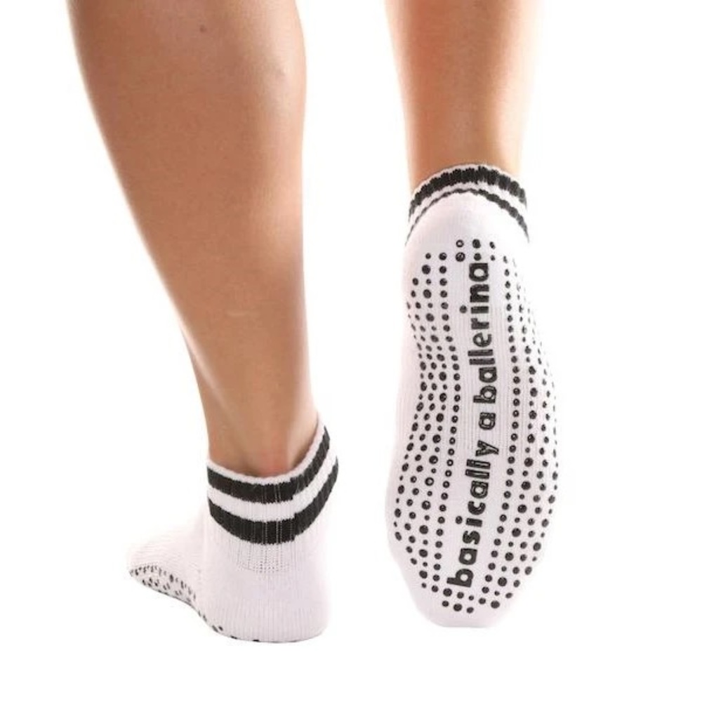 NWT Sticky Be Socks